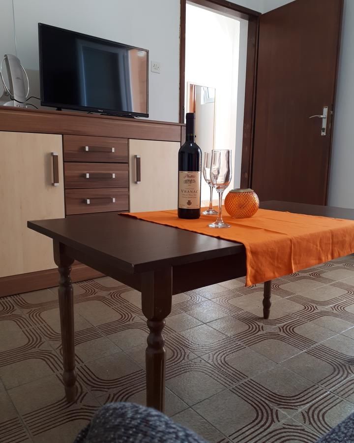 Апартаменты Apartments Vitic Сутоморе-24