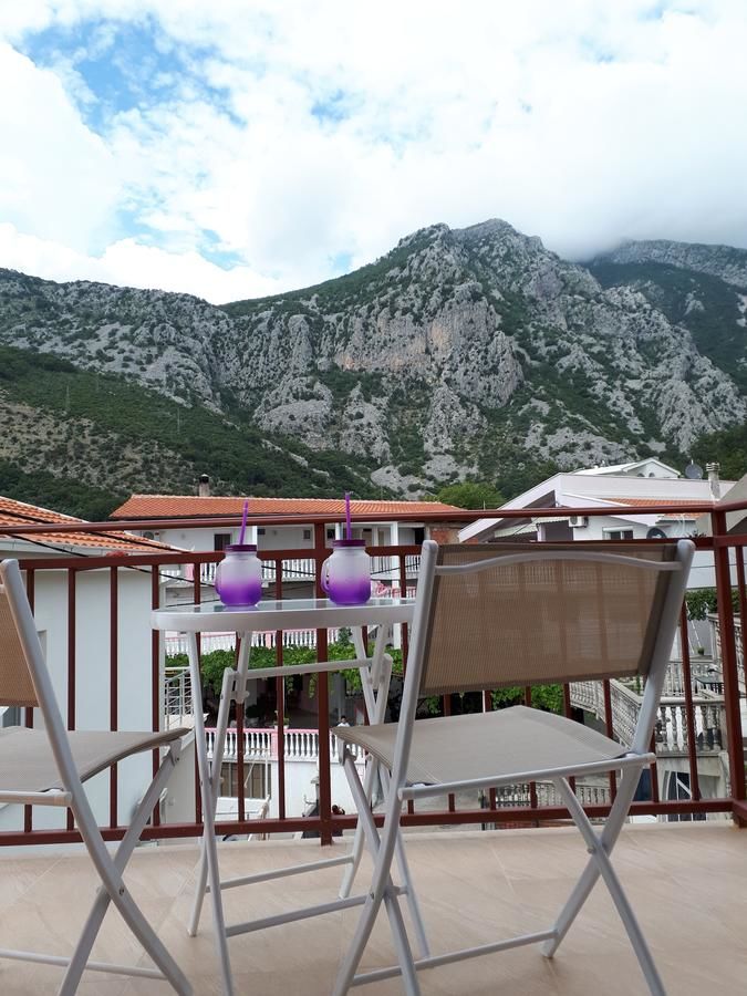 Апартаменты Apartments Vitic Сутоморе