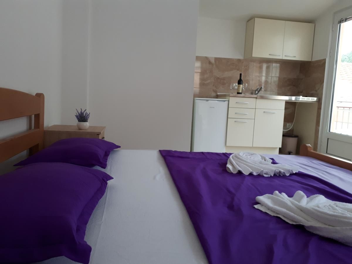 Апартаменты Apartments Vitic Сутоморе